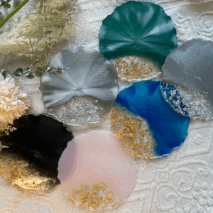 Curso Presencial de Porta Copos em Resina Epóxi c/ Material Incluso - 27/28 de Outubro (9h ás 12h)